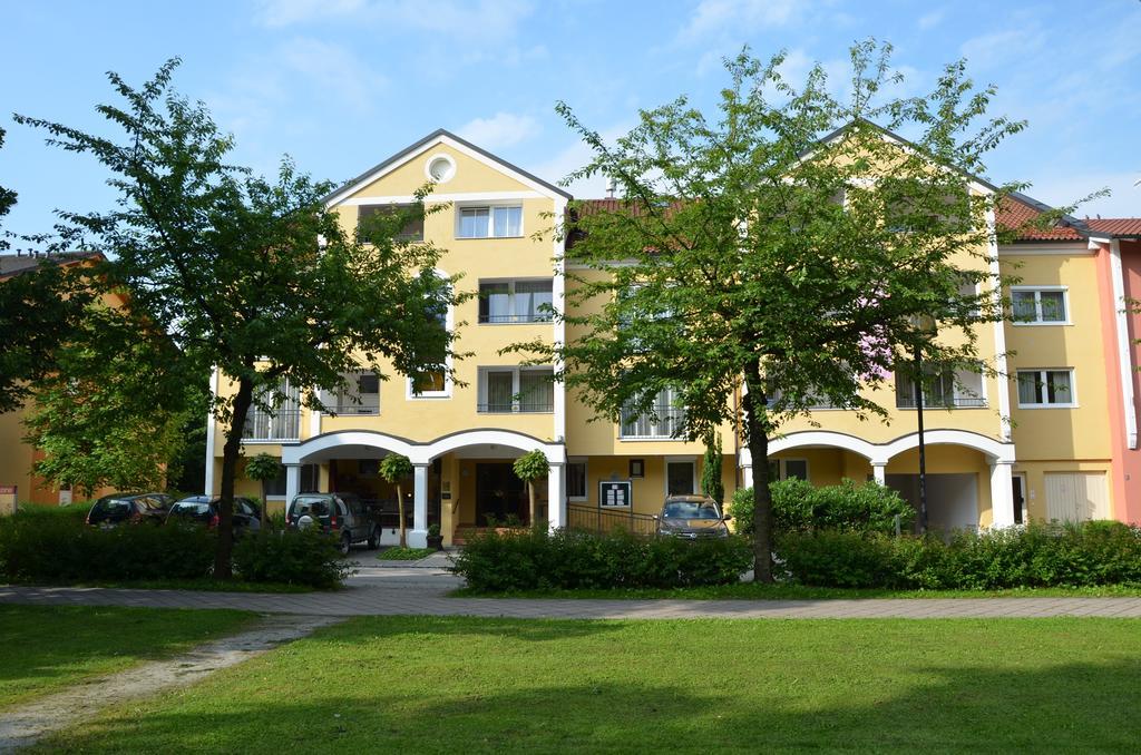Aparthotel Christine 바트푸징 외부 사진